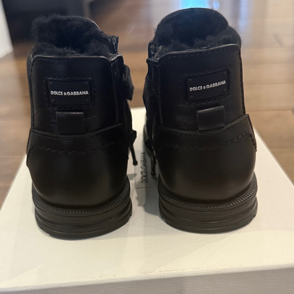 Dolce & Gabbana Black Fur-Lined Boots